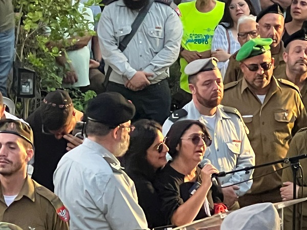 חדשות מקומיות - מאות הגיעו ללוות את נתן פיטוסי ז"ל בדרכו האחרונה