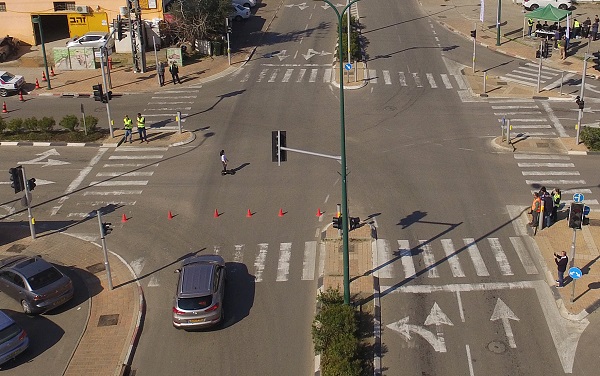 צילום: עמותת אור ירוק  מעל מחצית מתושבי השרון חוששים בדרך לבית הספר