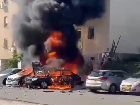 גבר נהרג בפיצוץ רכב בנתניה גבר נהרג בפיצוץ רכב בנתניה