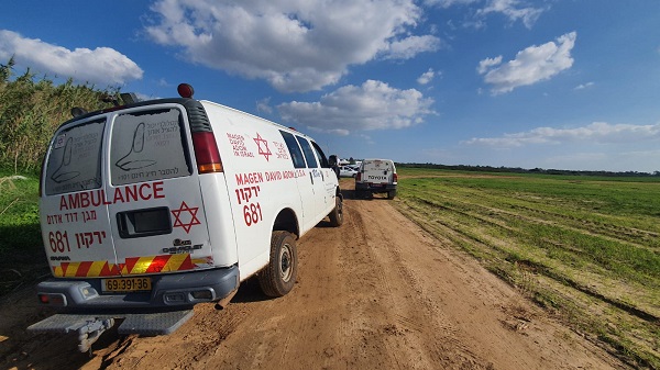 צילום: דוברות מד"א  תינוק נפצע בינוני לאחר שנפל מטרקטורון