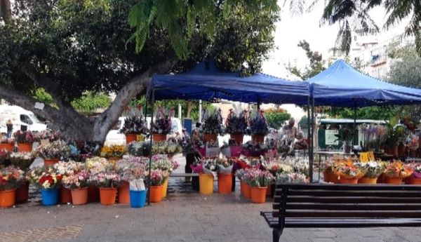 עיריית נתניה סגרה את שוק הפרחים 