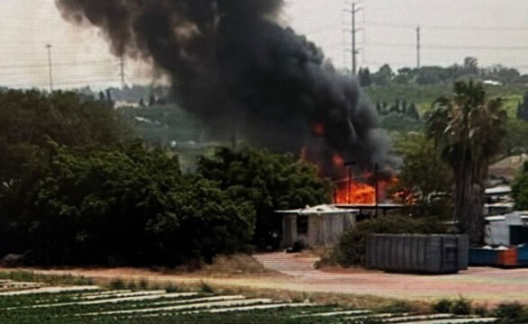  שריפה באבן יהודה: לוחמי האש פועלים במספר זירות