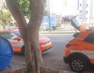 פועל כבן 30 שנחתך בגפיו ברחוב שדרות בנימין בנתניה