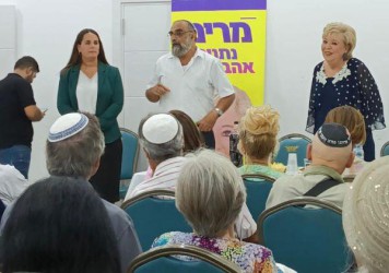 תומך מפתיע במרים פיירברג ובסיעת נתניה אחת