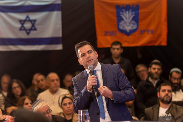 "נשנה את תפיסת השירות העירוני וניתן תמורה ראויה לתושבים" "נשנה את תפיסת השירות העירוני וניתן תמורה ראויה לתושבים"