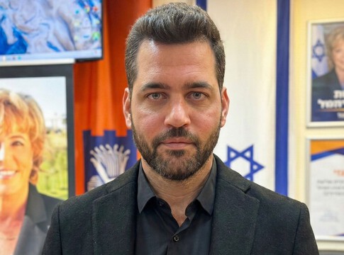 חדשות מקומיות - מה יהיה התפקיד הבא של ים מאיר קרן בעיריית נתניה?