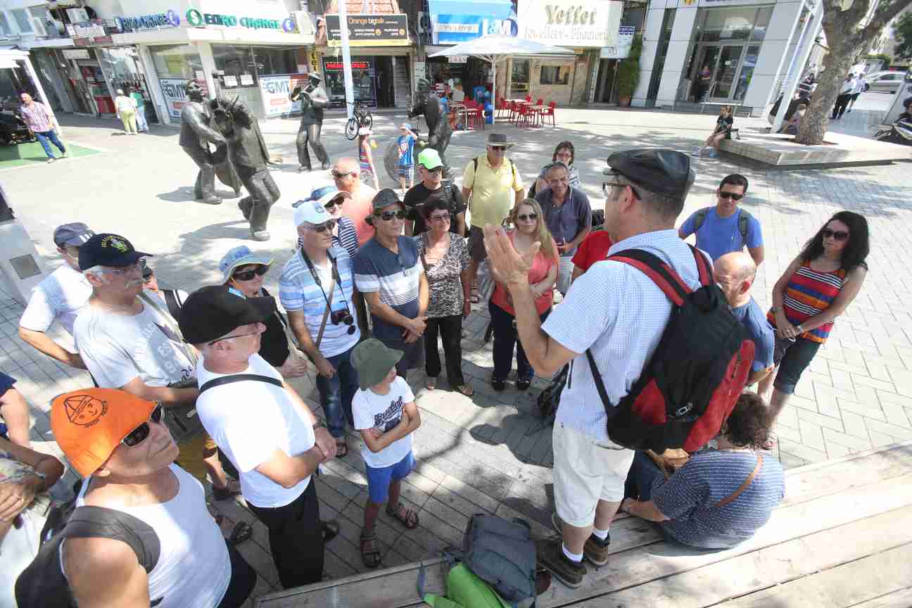 סיור ברחוב הרצל הסיורים ברחוב הרצל ממשיכים