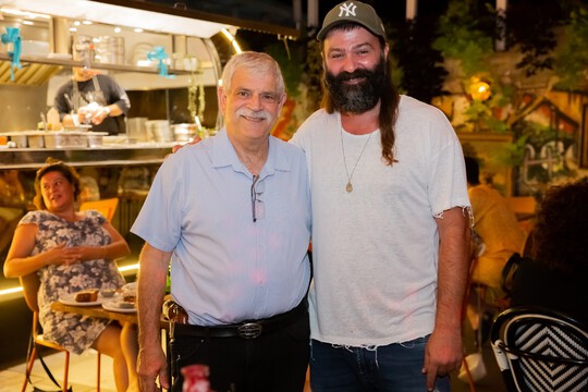 אירועים בנתניה והסביבה - ערב של חיבור והשראה בנתניה: ד"ר אלעד בן אלול בחצר השוק