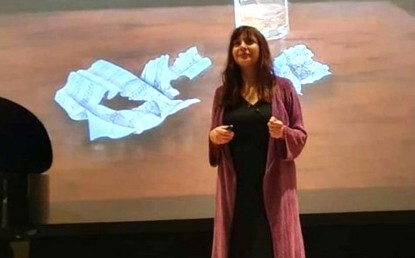 סיפור חייה של מגי – צליל וצבע - שני תרבותי סיפור חייה של מגי – צליל וצבע - שני תרבותי