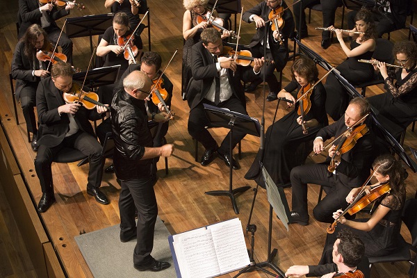 צילום: כפיר בולטין בטהובן, בכורות ישראליות ונגן הקמנג'ה הבינלאומי מארק אליהו