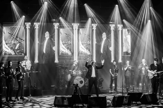  שוואקי במופע הקיץ בנתניה: הודיה לה' על הניסים