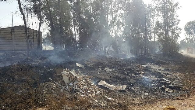 הושגה שליטה על האש שפרצה במחנה 21 הושגה שליטה על האש שפרצה במחנה 21