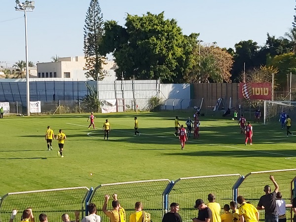 צעד ראשון לגביע: נתניה הביסה 0:4 את טירה